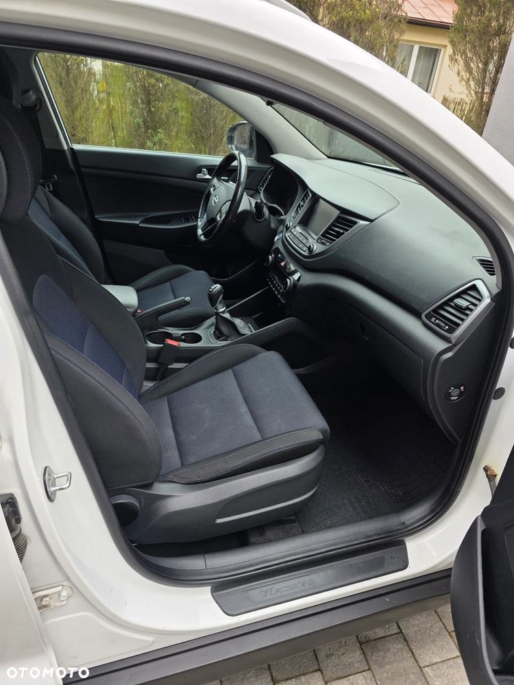 Hyundai Tucson - 16