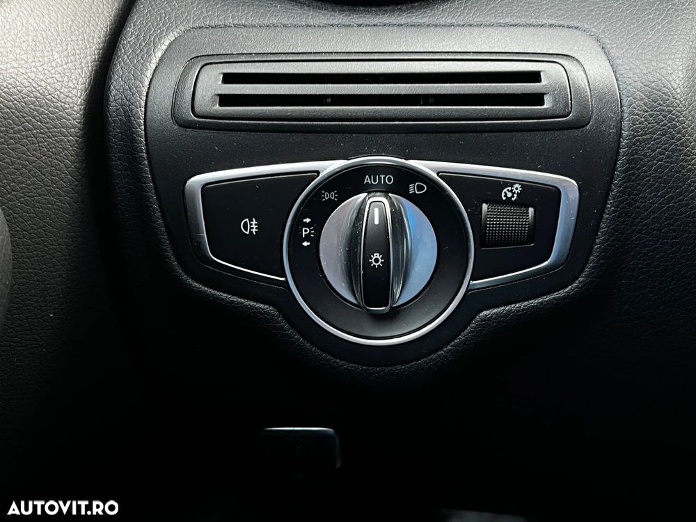 Mercedes-Benz C - 19