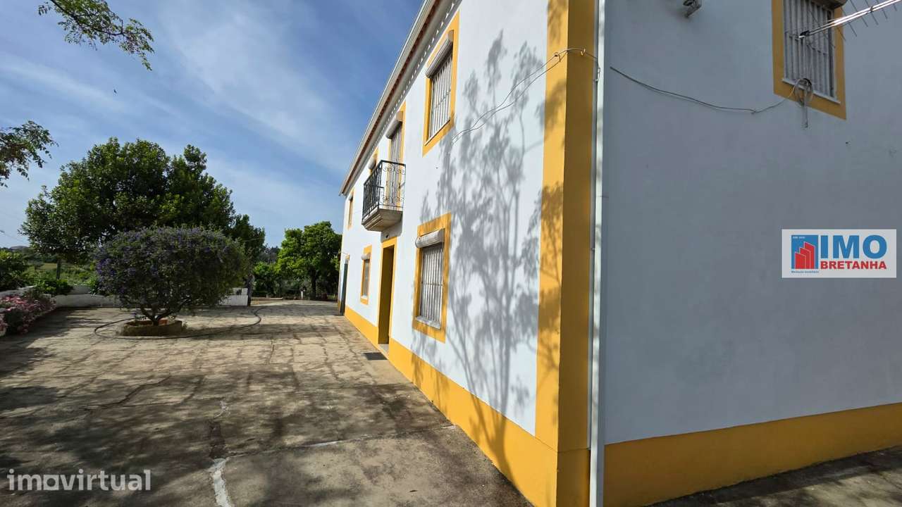 Quinta em Castelo Branco com 9 hectares e varias habitações - Grande imagem: 2/48
