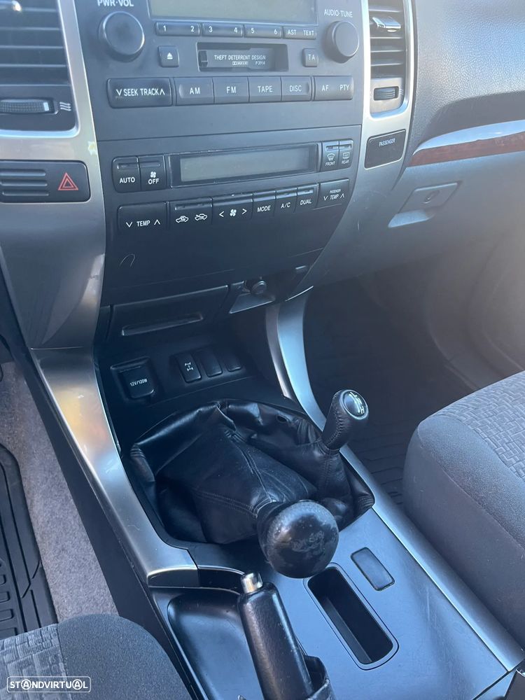 Toyota Land Cruiser Prado - 7