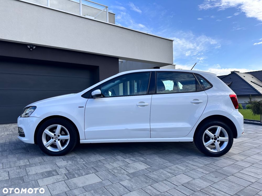 Volkswagen Polo 1.2 TSI Blue Motion Technology DSG Lounge - 2