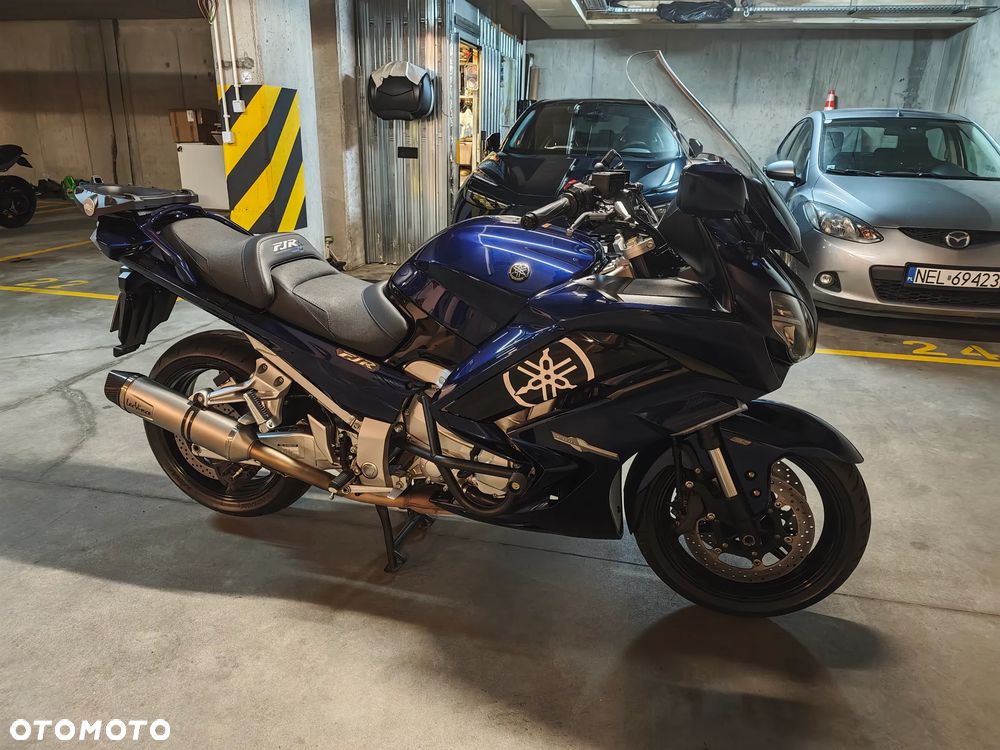 Yamaha FJR - 2
