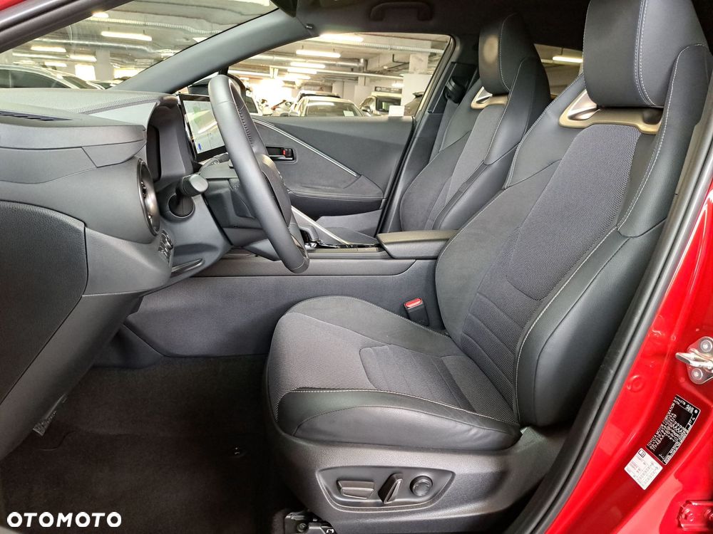 Toyota C-HR - 12