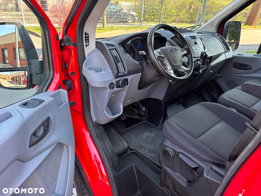 Ford Transit - 6
