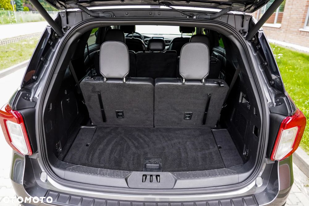 Ford Explorer - 12