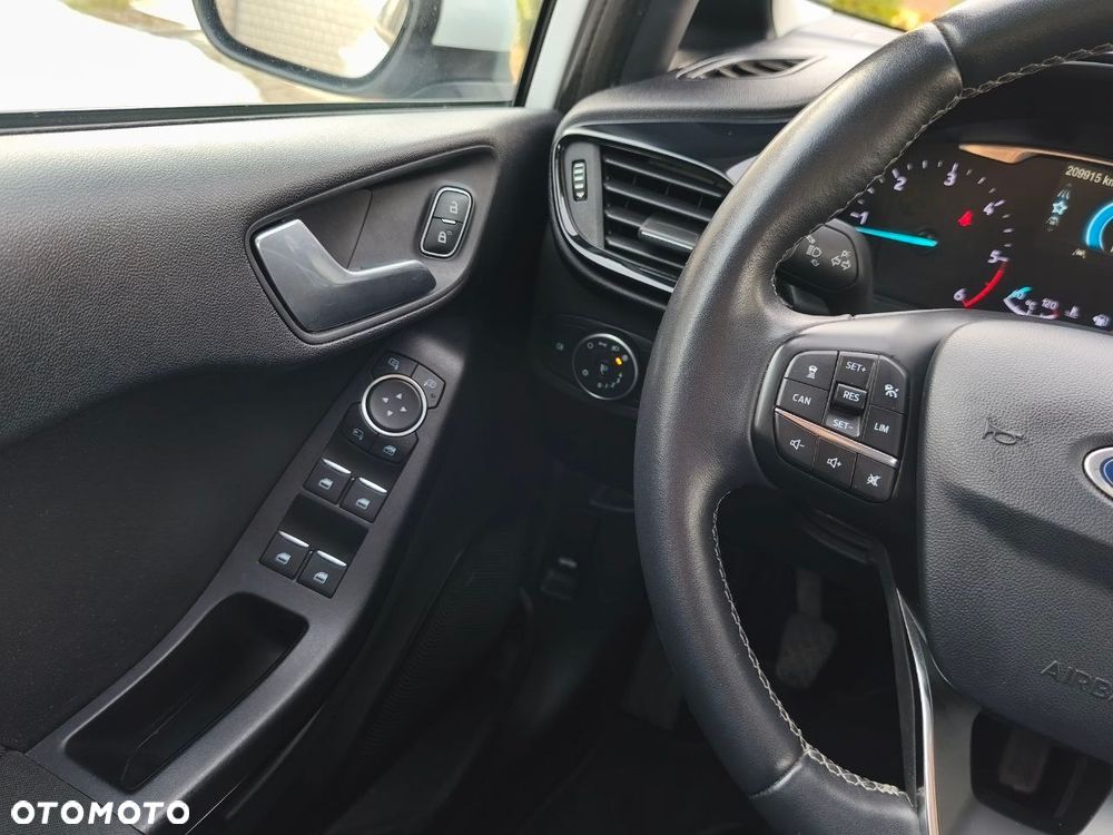 Ford Fiesta 1.5 TDCi S&S TREND - 10