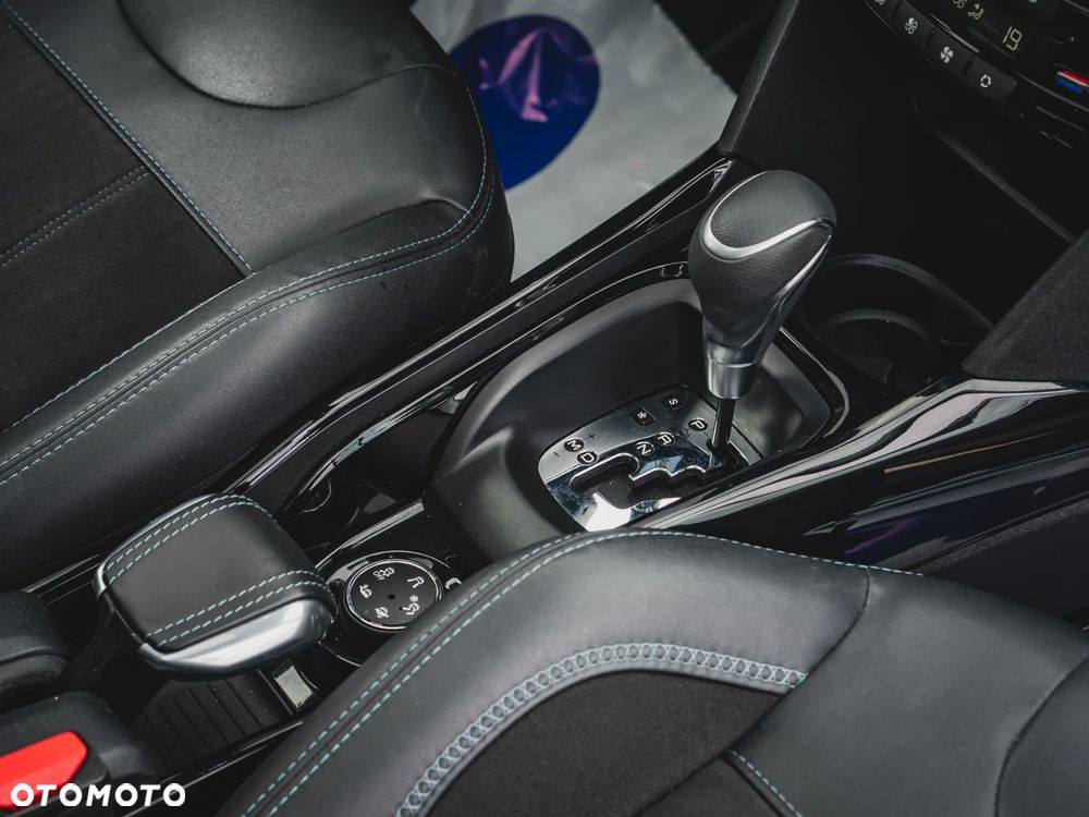 Peugeot 2008 PureTech 110 GPF Stop&Start EAT6 Crossway - 28