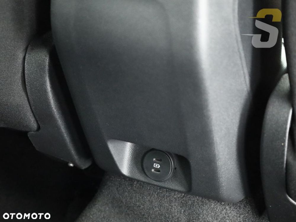 Ford Focus 1.0 EcoBoost mHEV ST-Line X - 25