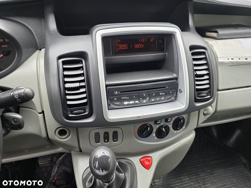 Opel Vivaro - 19