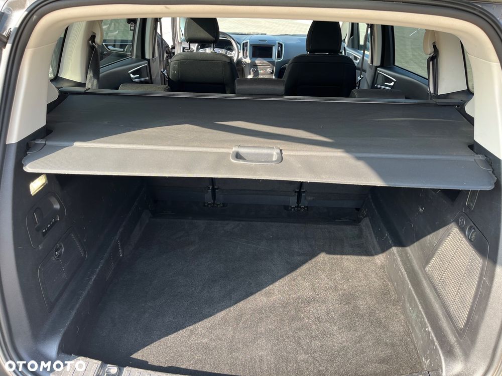 Ford S-Max 2.0 EcoBlue Titanium - 21