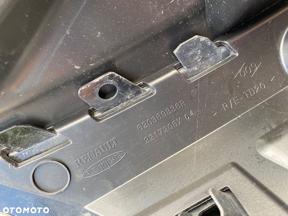 DACIA DUSTER 3 III ZDERZAK PRZEDNI PRZÓD LISTWA  ZDERZAKA POD SILNIK ABSORBER STYROPIANOWY KRATKA ZDERZAKA - 10