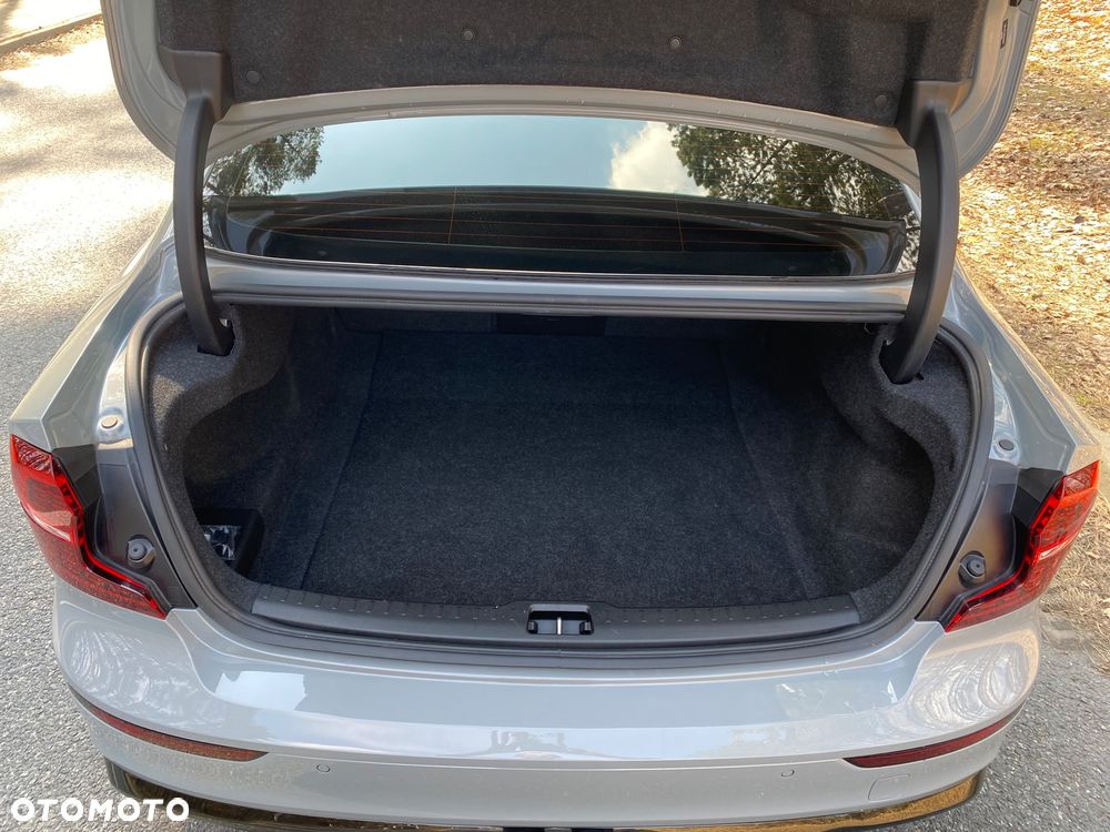 Volvo S60 T5 Drive-E Dynamic Edition (Kinetic) - 11
