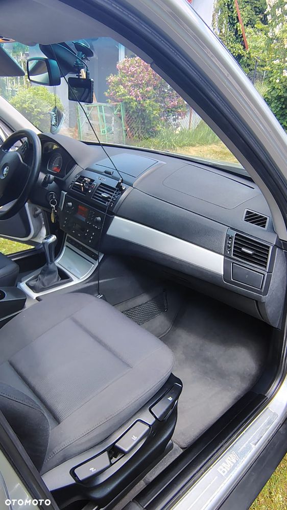 BMW X3 2.0d - 8