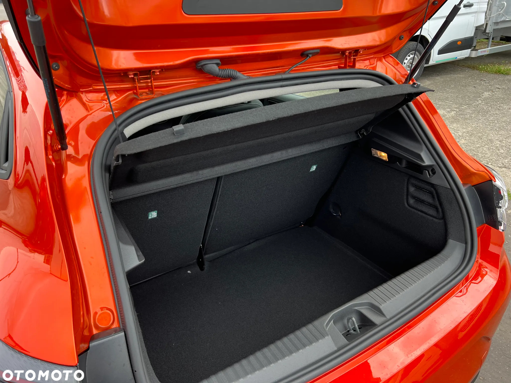 Renault Clio - 8
