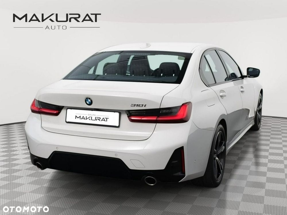 BMW Seria 3 318i M Sport - 5