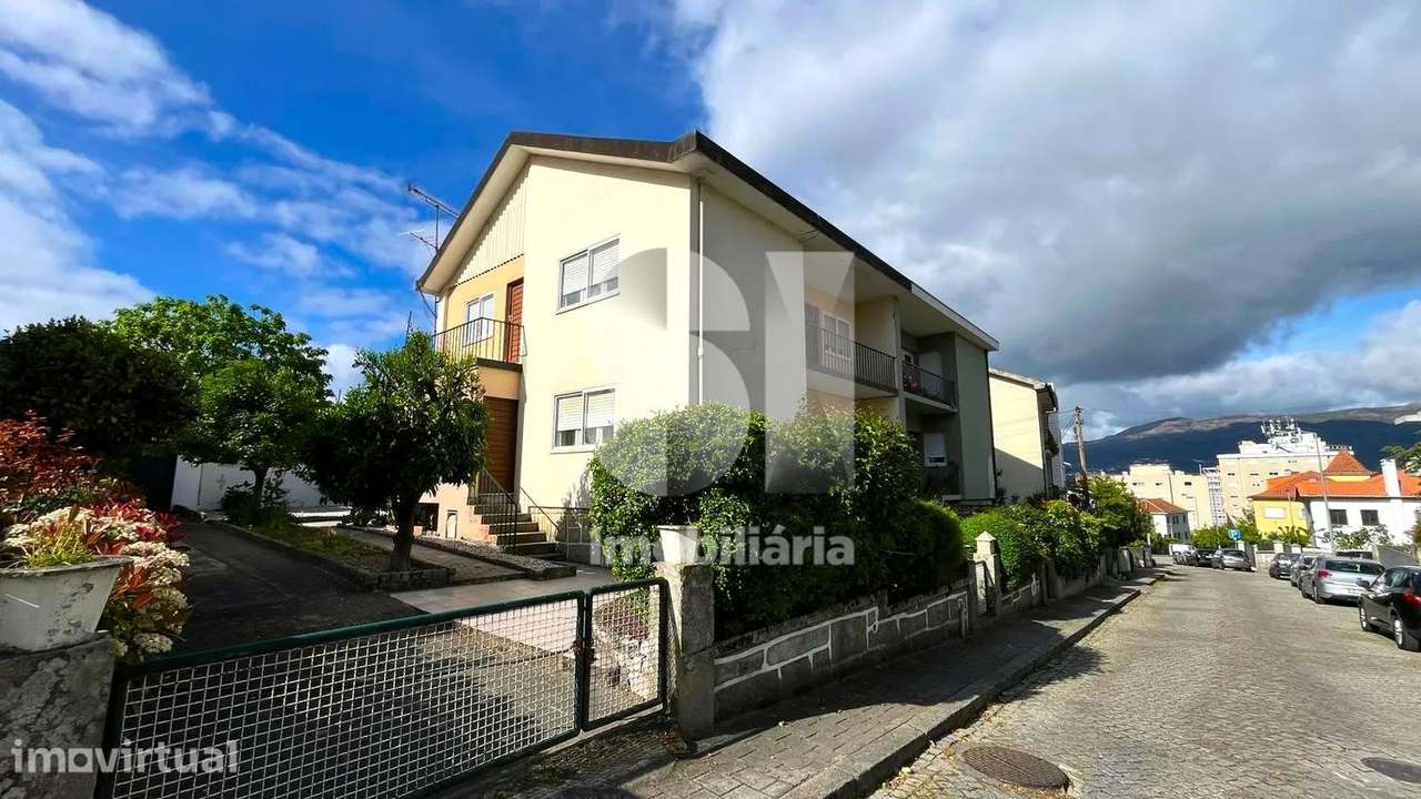 Moradia T6 - Grande imagem: 2/48