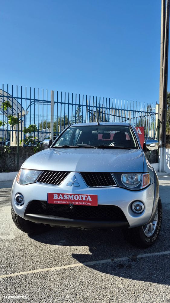 Mitsubishi L200 2.5 TD CD Dakar Full Box - 2