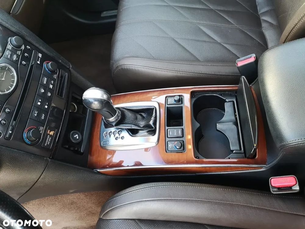 Infiniti FX FX35 - 23