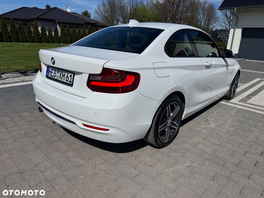 BMW Seria 2 218d Sport Line - 4
