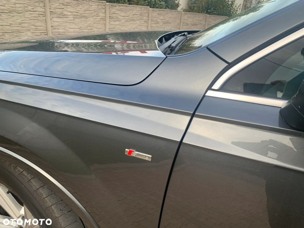 Audi Q7 2022 photo 4
