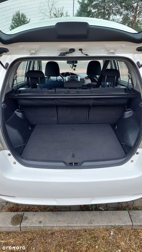 Toyota Verso 1.6 Active - 8