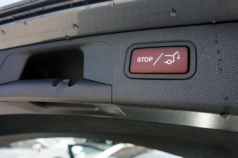 Mercedes-Benz E 220 d AMG designo - 32