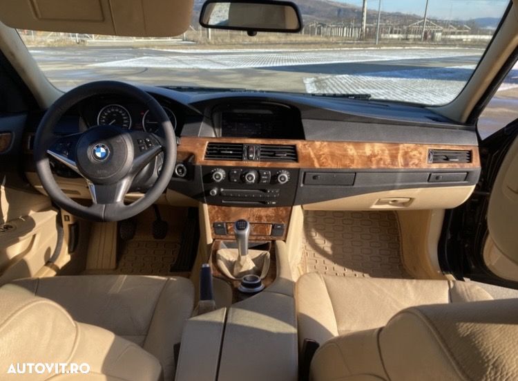 BMW Seria 5 520d Edition Lifestyle - 9
