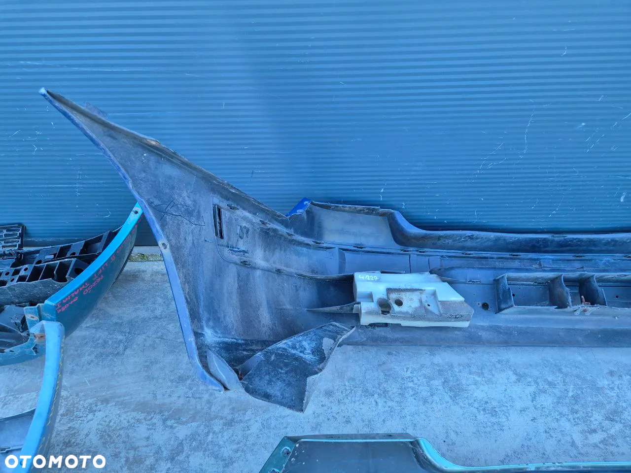 RENAULT  CLIO II / THALIA I ZDERZAK TYLNY / PRZEDNI (dostępne 6 zderzaków) - 32