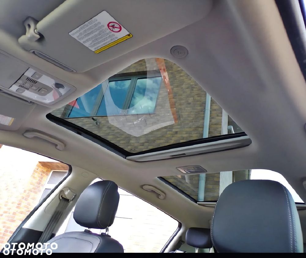 Kia Sportage 2.0 CRDI M AWD - 28