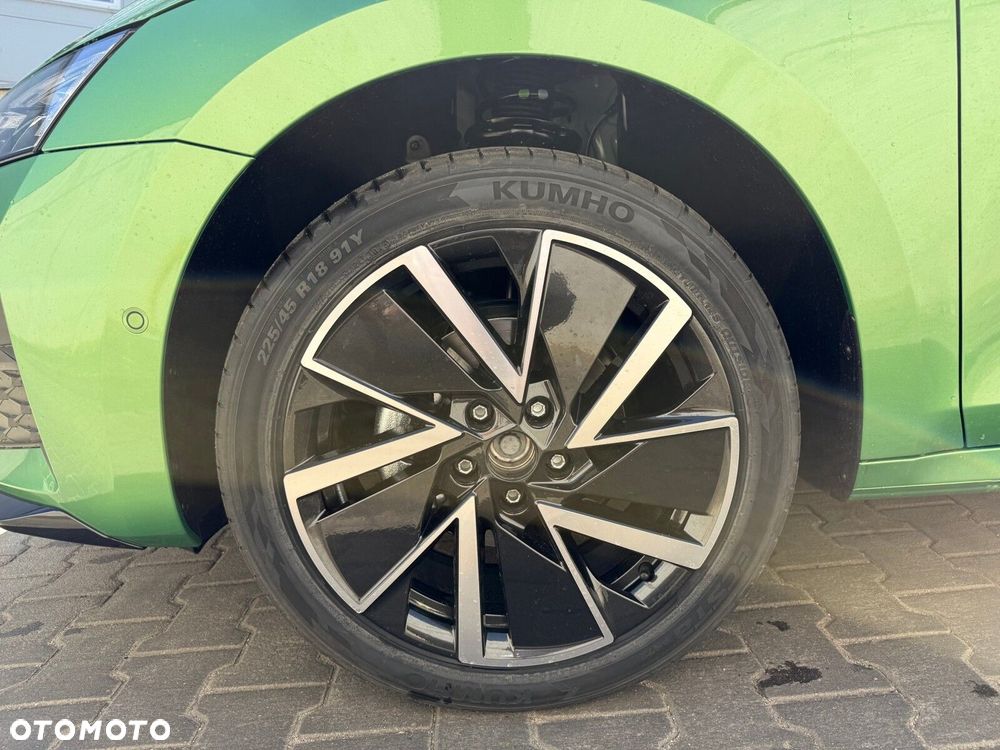 Skoda Octavia 1.5 TSI mHEV Sportline DSG - 37