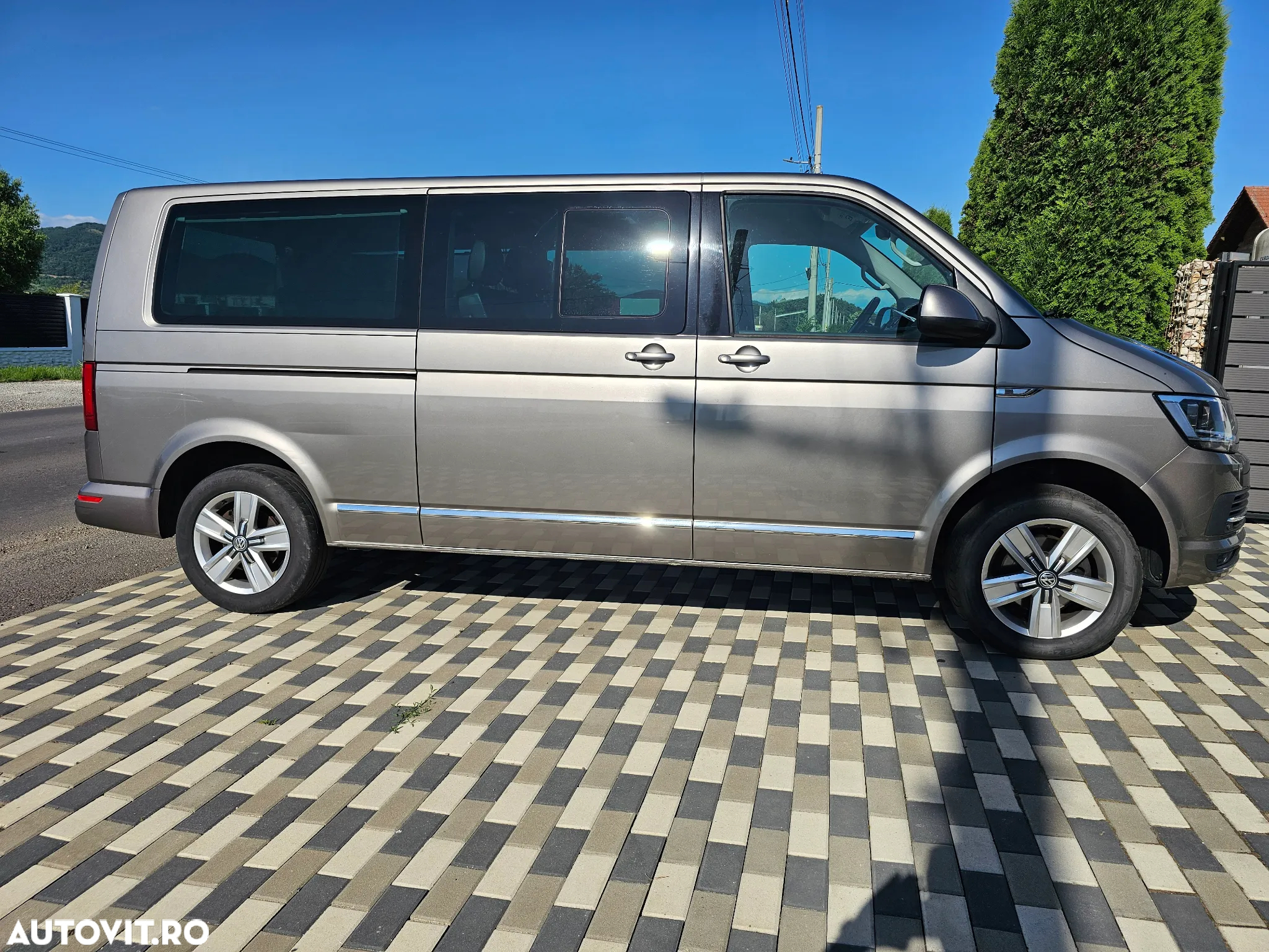 Volkswagen Caravelle T6 2.0 TDI KR Comfortline DSG - 3