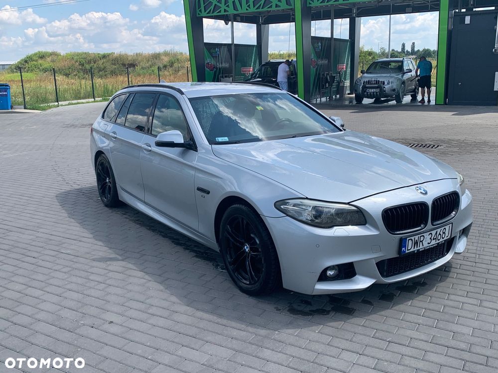 BMW Seria 5 520d Touring Sport-Aut - 2