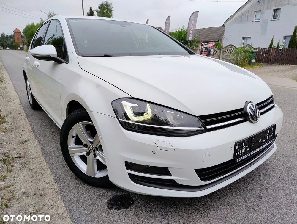Volkswagen Golf - 27