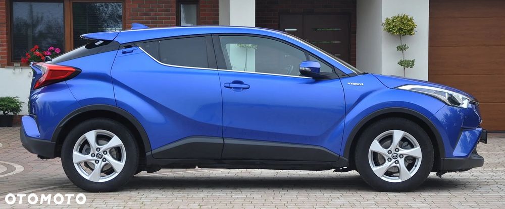 Toyota C-HR - 16