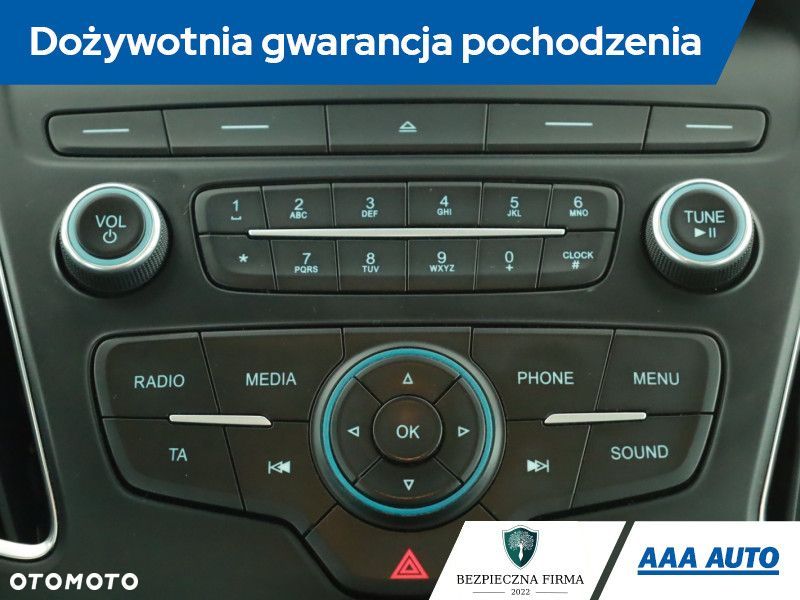 Ford Focus SW - 12