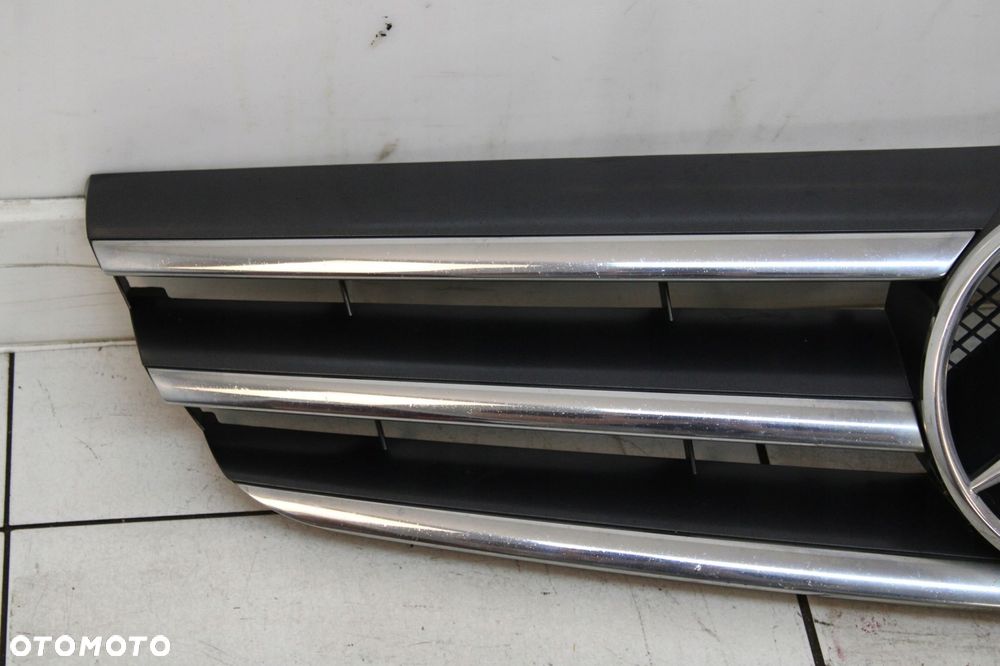 mercedes clc coupe w203 08r- grill atrapa chłodnicy - 2