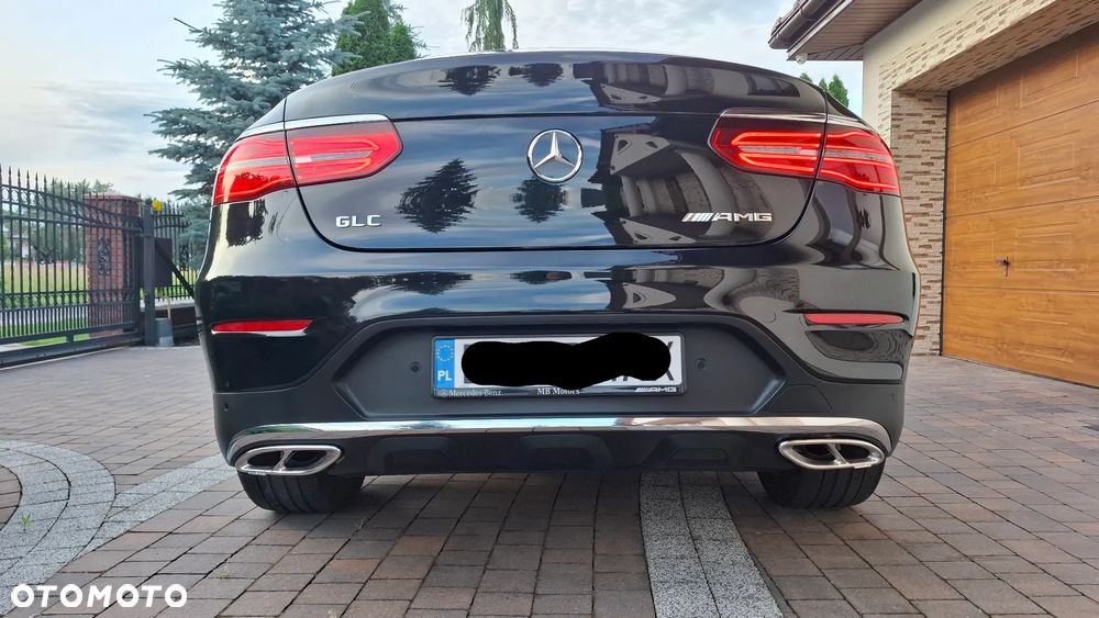 Mercedes-Benz GLC 250 4Matic 9G-TRONIC Exclusive - 9