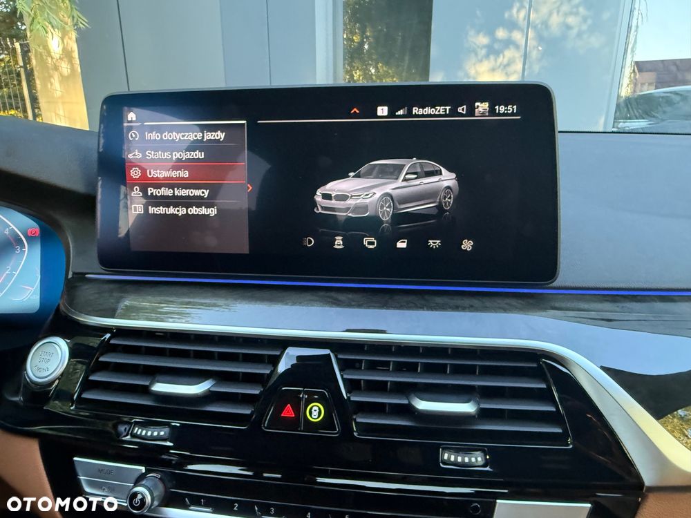 BMW Seria 5 530i xDrive mHEV M Sport sport - 34