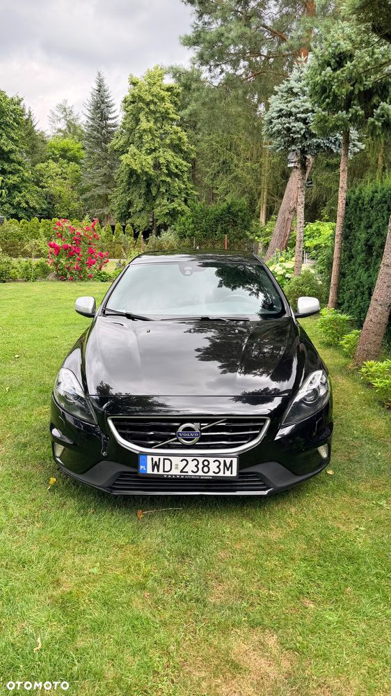 Volvo V40 D2 Drive-E R-Design Momentum - 2