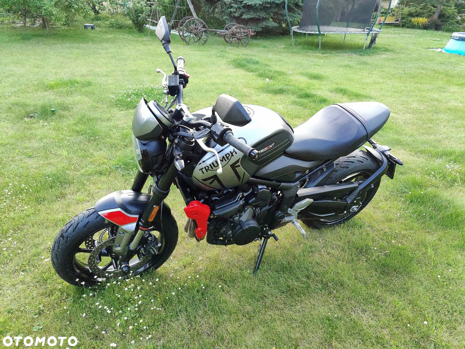 Triumph Trident - 3