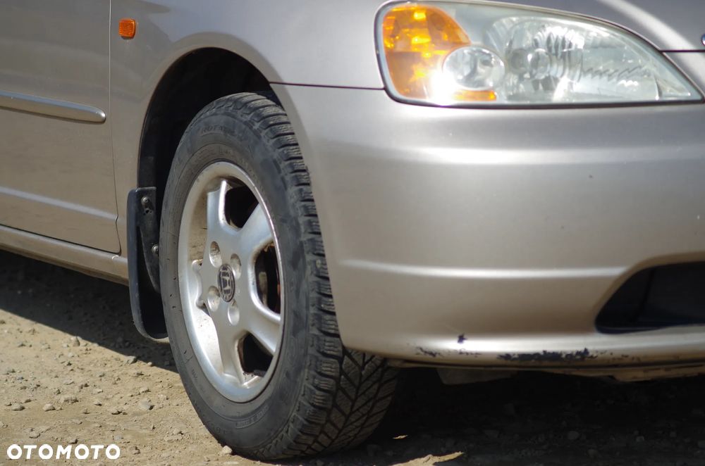Honda Civic 1.6i LS - 9
