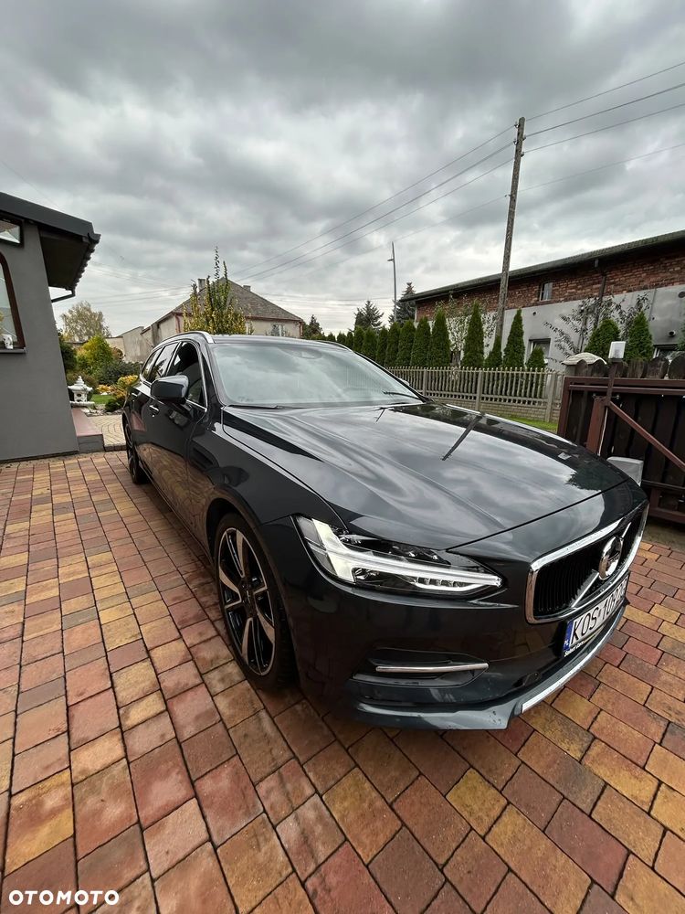 Volvo V90