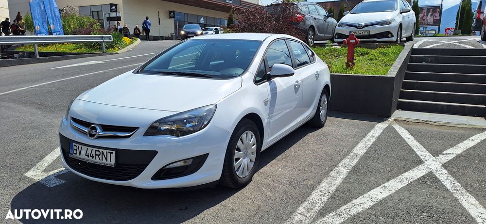 Opel Astra 1.4 Turbo ECOTEC Enjoy - 1