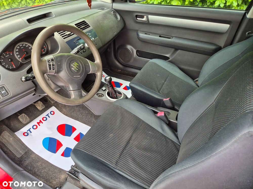 Suzuki Swift 1.3 Club - 7