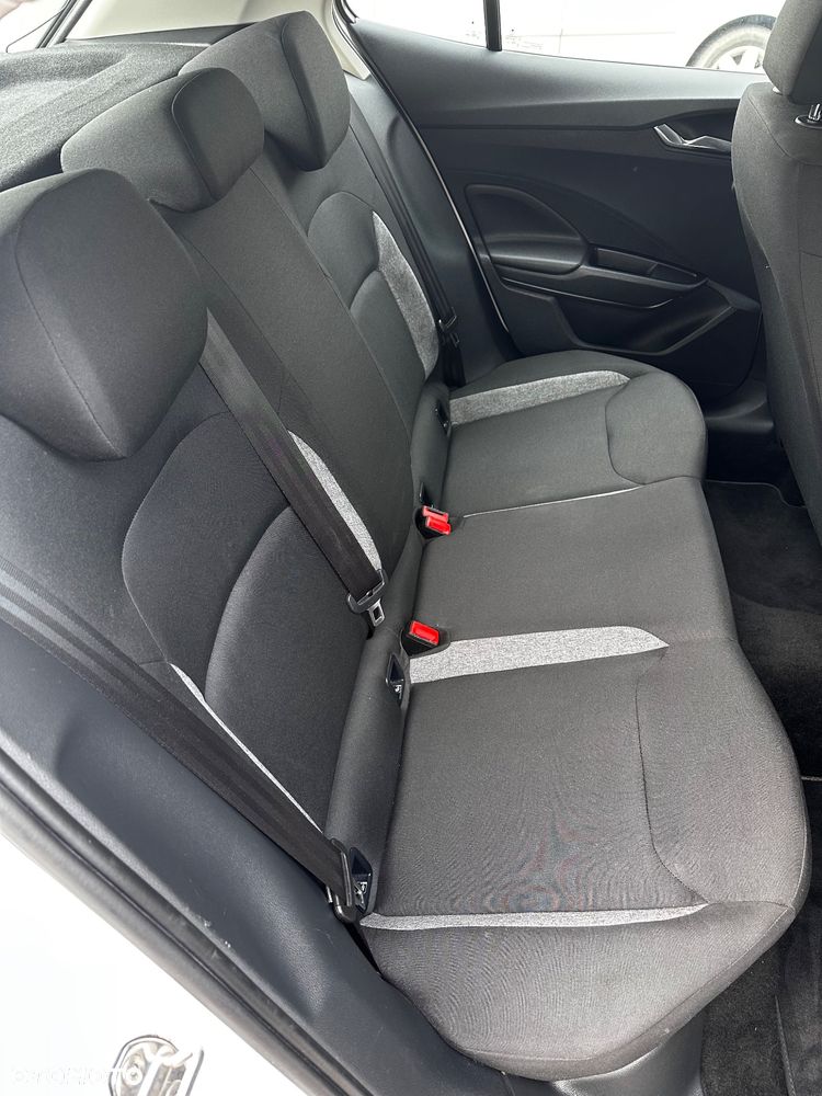 Skoda Fabia 1.0 MPI Active - 18