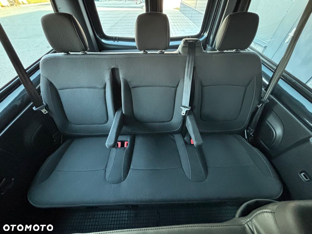 Renault Trafic - 19