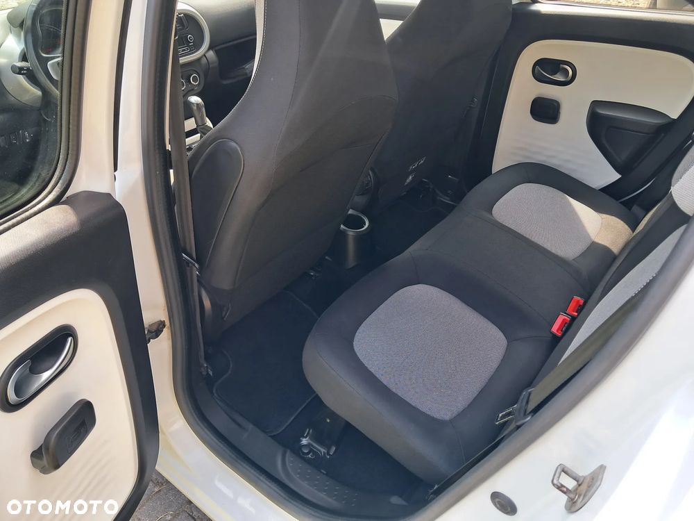 Renault Twingo SCe 70 Start&Stop LIMITED 2018 - 26