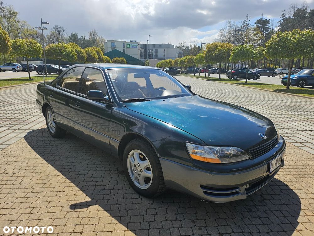 Lexus ES - 1