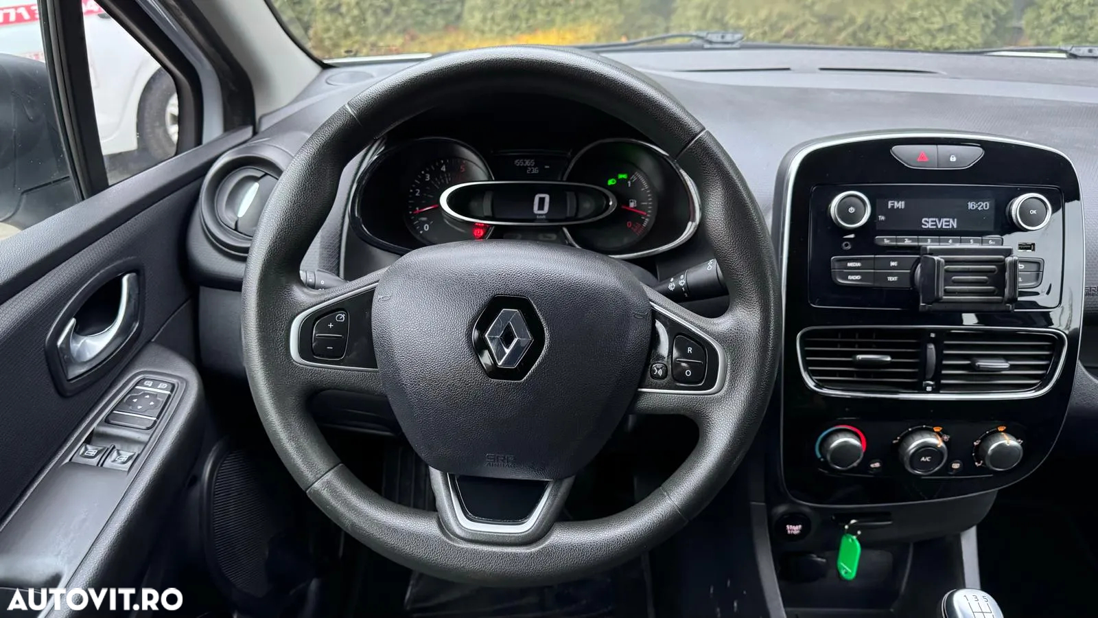 Renault Clio (Energy) dCi 90 Start & Stop INTENS - 8