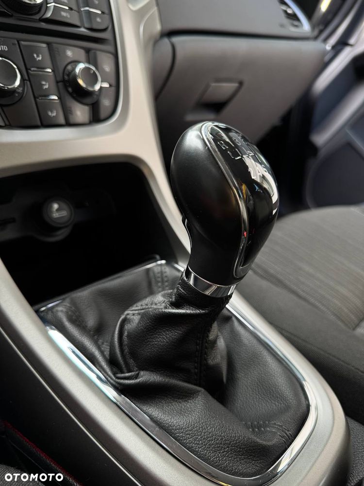 Opel Astra 1.4 Turbo - 14